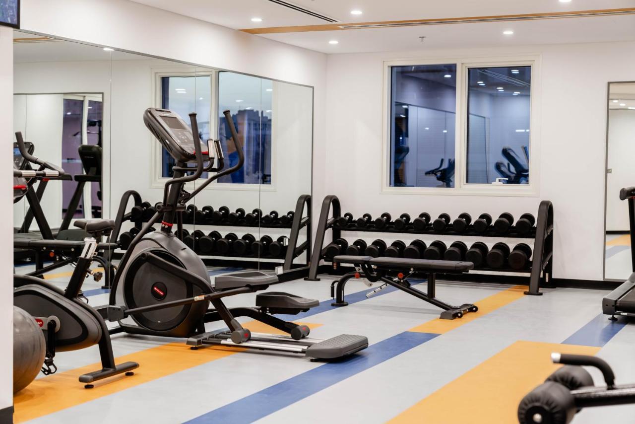 Resivation Hotel Dubai Bagian luar foto